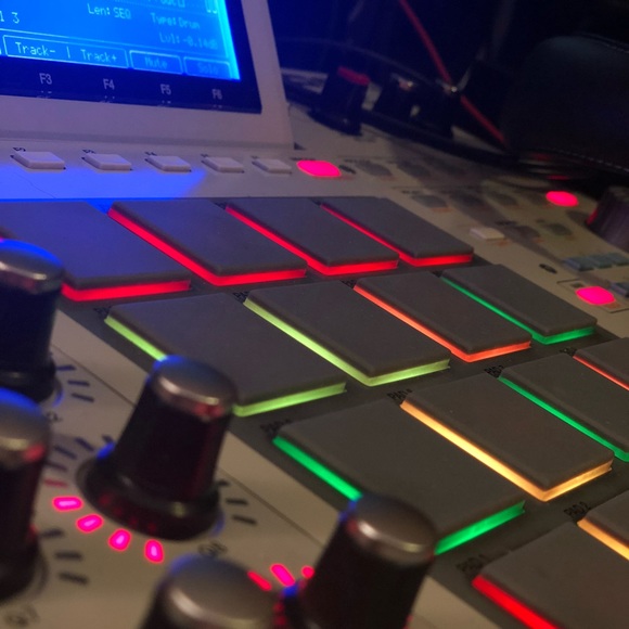 Meet your Posher, Gary - Picture 2 of 4